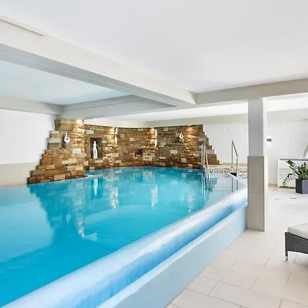 Koenigshof Hotel Resort 4*