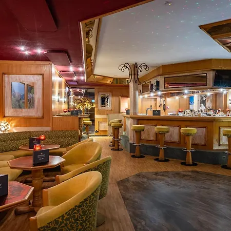 Hotel Koenigshof Hotel Resort 4*