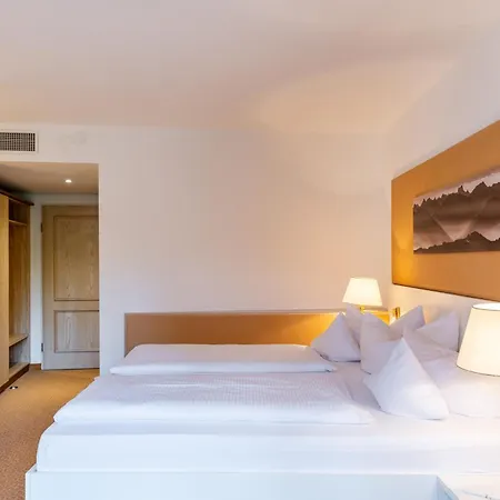 Hotel Koenigshof Hotel Resort