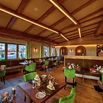 Koenigshof Szálloda 4*