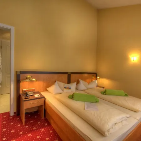 Königshof Hotel