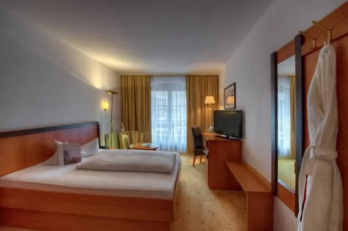 Hotel Königshof 4*